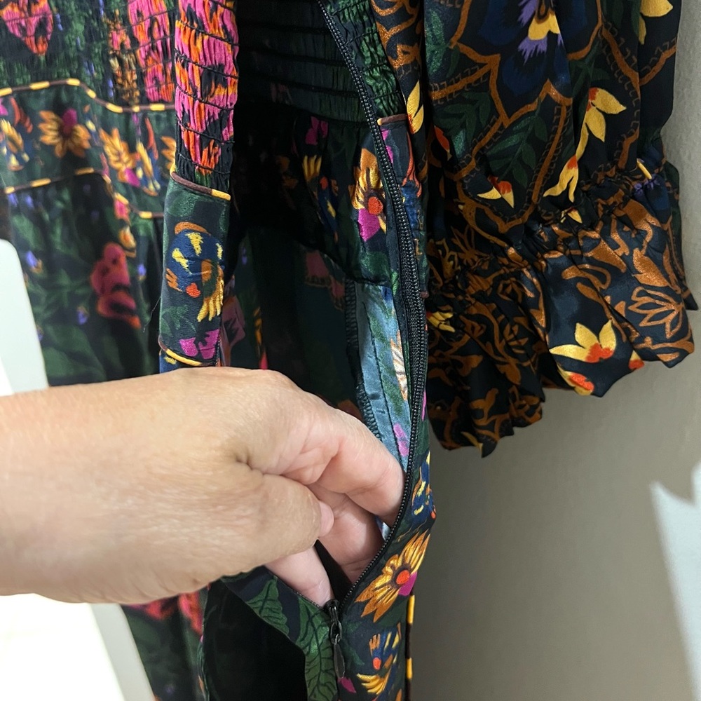 Farm Rio Jumpsuit Smoked Wide Leg 3/4 Sleeve Vibrant Florals Holidays SZ L EUC - Picture 6 of 11